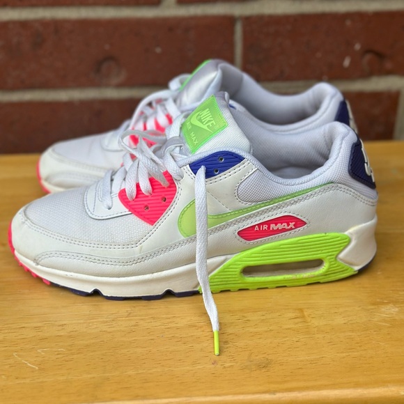 Nike‎ Air Max White Green Pink Sneakers - Picture 6 of 9